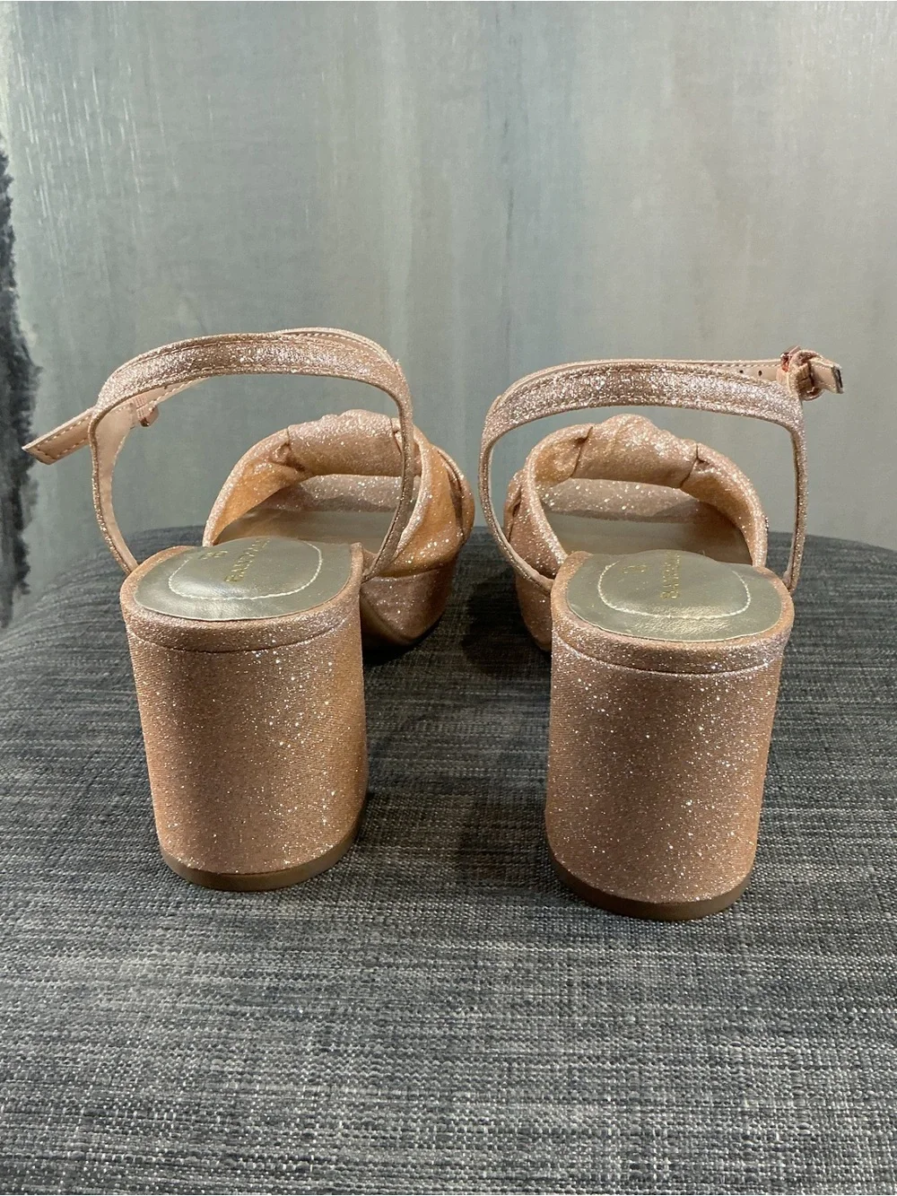 NIB Bandolino Prezley2 Shimmer Knot Sandal Heels Light Natural Size 8M